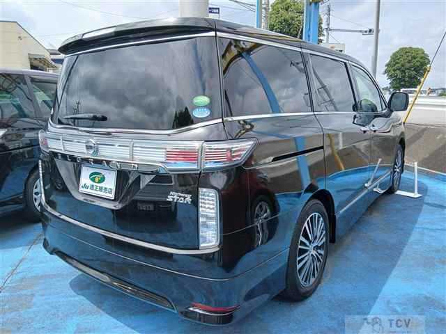 2014 Nissan Elgrand