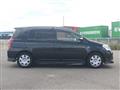 2011 Toyota Raum