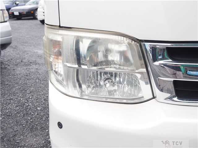 2011 Toyota Hiace