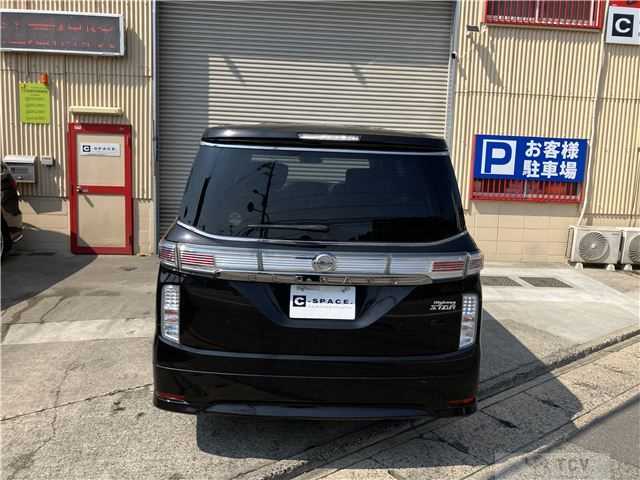 2014 Nissan Elgrand