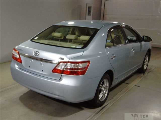 2013 Toyota Premio