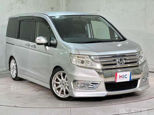 2013 Honda Step WGN