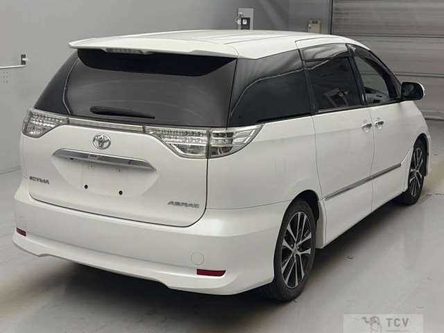 2014 Toyota Estima