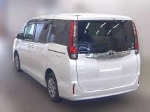 2017 Toyota Noah