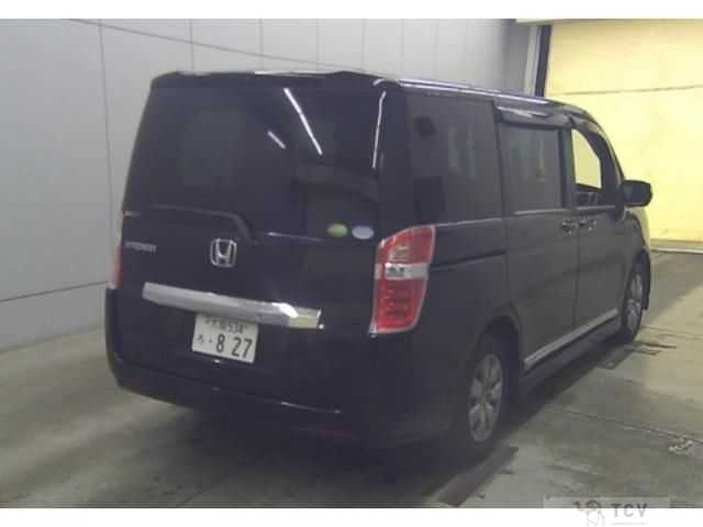 2013 Honda Step WGN