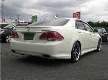 2012 Toyota Crown