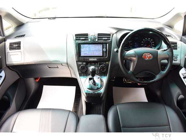 2014 Toyota Mark X Zio