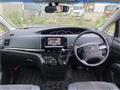 2013 Toyota Estima