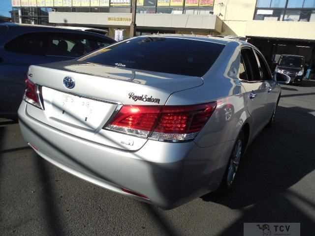 2013 Toyota Crown
