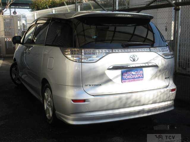 2006 Toyota Estima