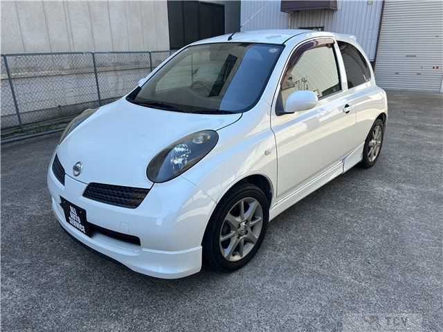 2005 Nissan March