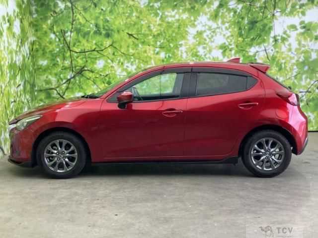 2019 Mazda Demio