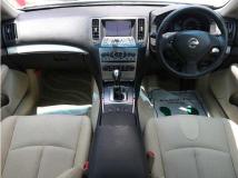 2010 Nissan Skyline