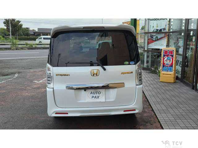 2014 Honda Step WGN