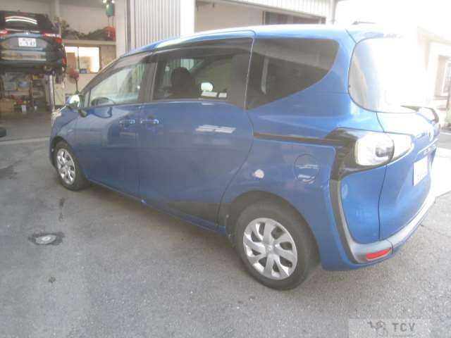 2017 Toyota Sienta