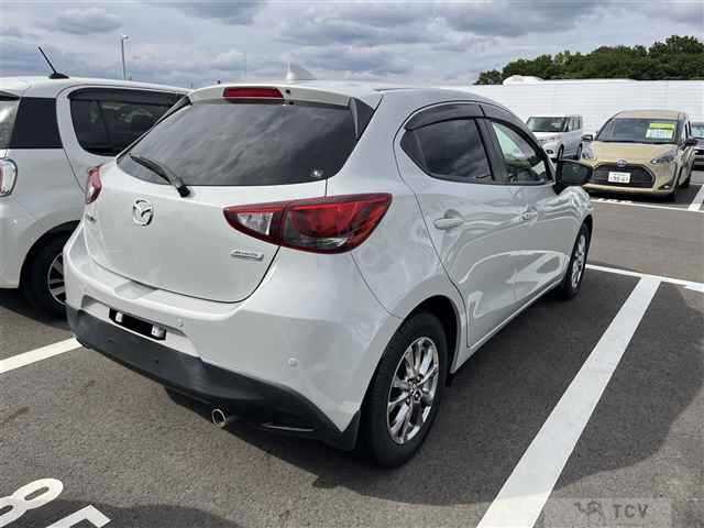 2018 Mazda Demio