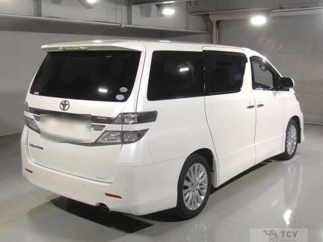 2013 Toyota Vellfire