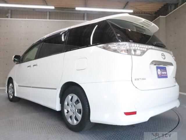 2013 Toyota Estima
