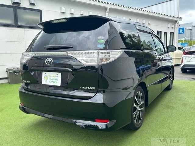 2013 Toyota Estima