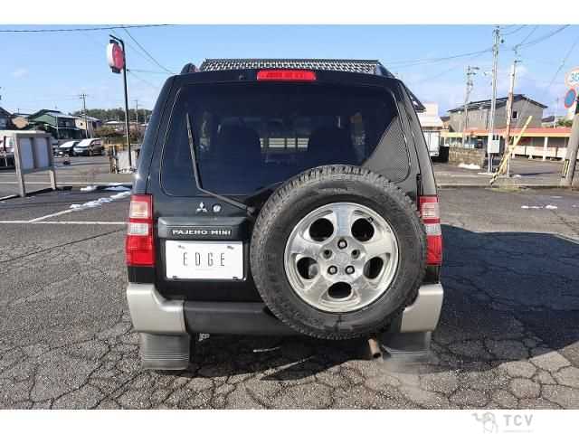 2006 Mitsubishi Pajero Mini