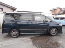 2014 Toyota Voxy