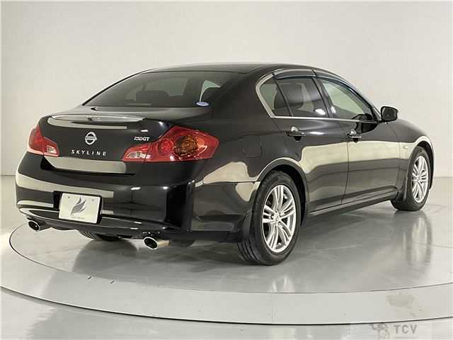2013 Nissan Skyline