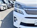 2013 Toyota Vellfire