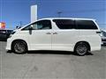 2013 Toyota Vellfire