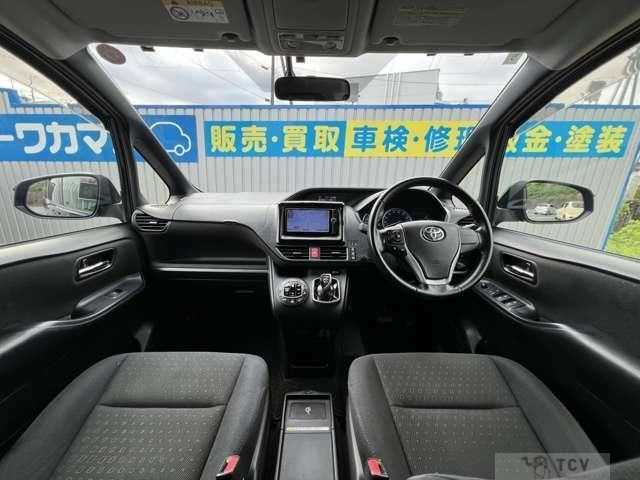 2014 Toyota Voxy