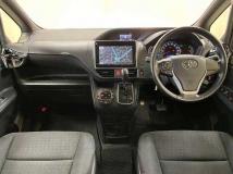 2014 Toyota Voxy