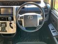 2013 Toyota Voxy
