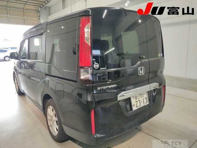 2016 Honda Step WGN