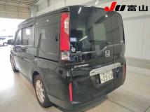 2016 Honda Step WGN