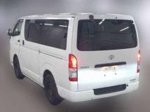 2005 Toyota Hiace Van