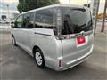 2016 Toyota Voxy