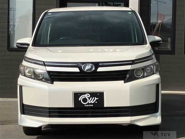 2014 Toyota Voxy