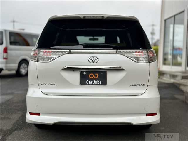 2014 Toyota Estima