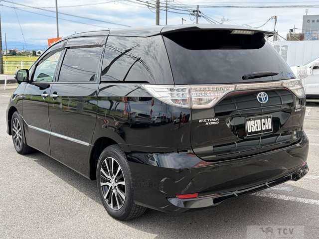 2014 Toyota Estima Hybrid