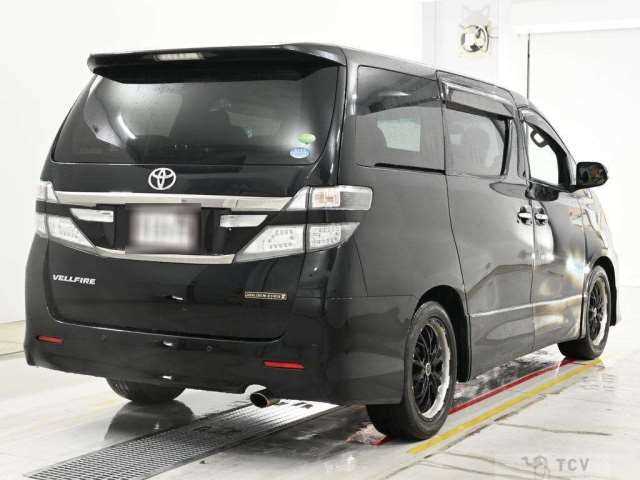 2013 Toyota Vellfire
