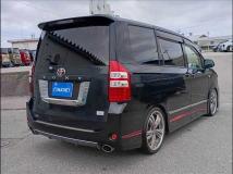 2013 Toyota Voxy