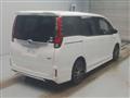 2014 Toyota Noah