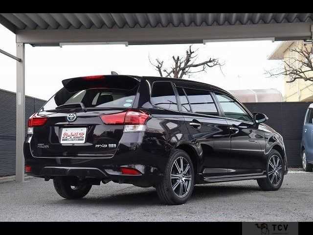 2015 Toyota Corolla Fielder