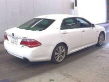 2011 Toyota Crown Hybrid