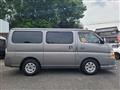 2012 Nissan Caravan