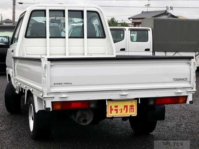 2004 Toyota Townace Truck