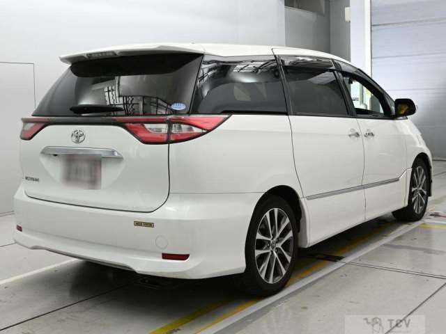 2017 Toyota Estima