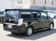 2013 Honda Step WGN