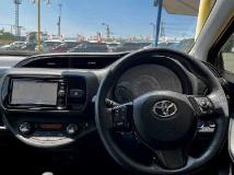 2017 Toyota Vitz