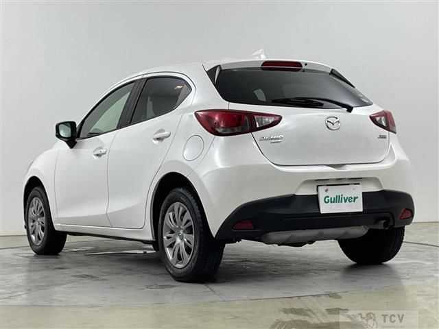 2017 Mazda Demio