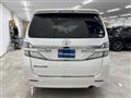 2013 Toyota Vellfire